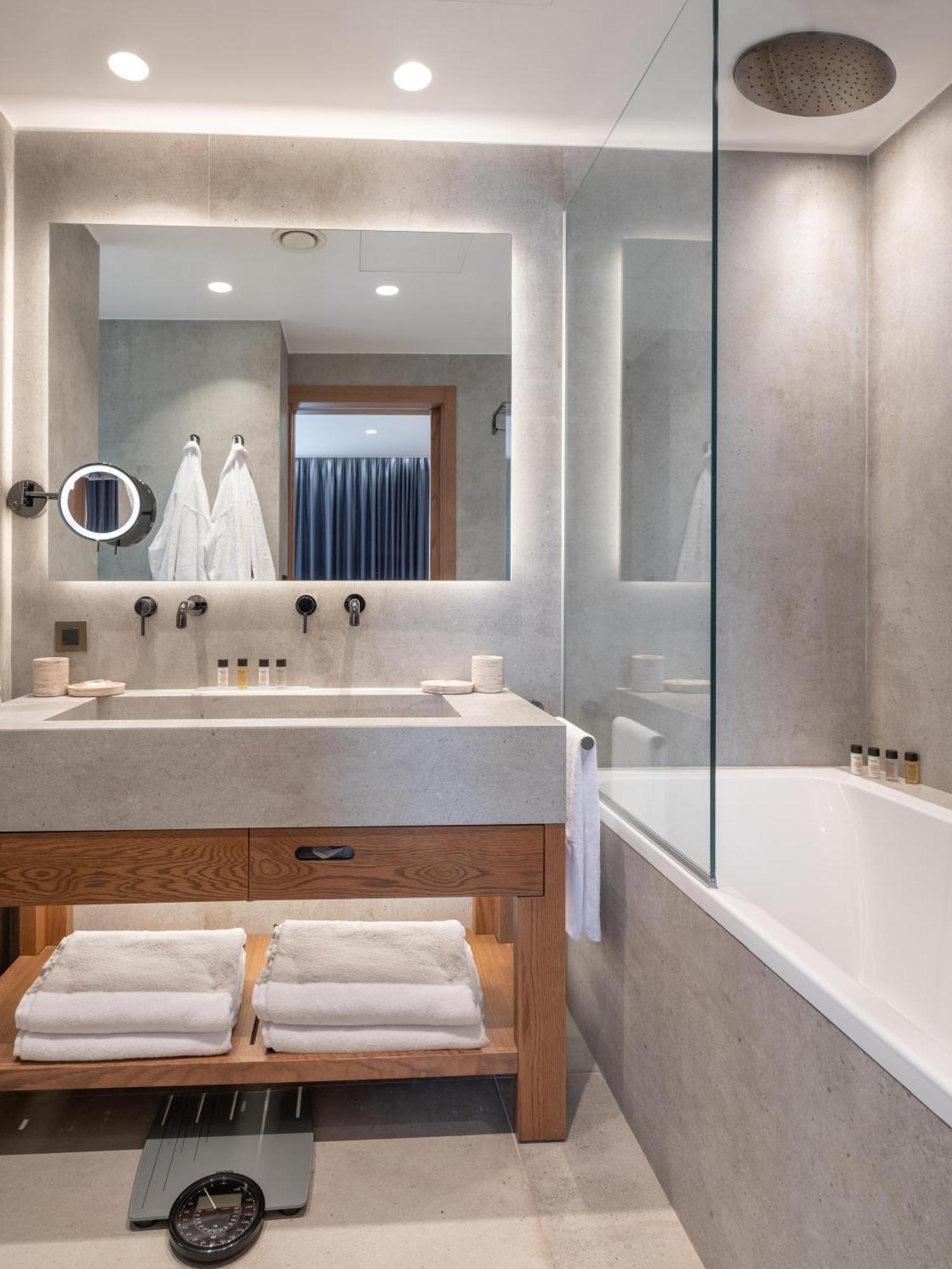 Royal Familiensuite mit 2 Schlafzimmern und 2 Bädern – am Meer
