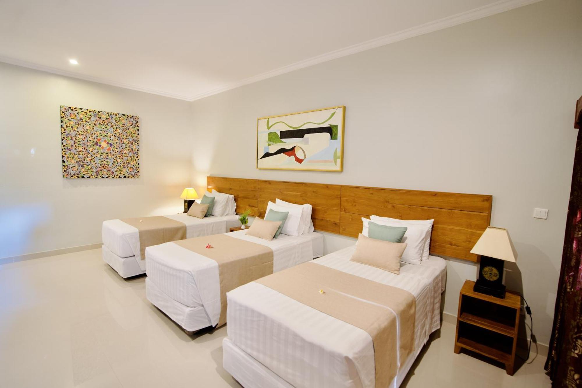 Triple Room with Terrace