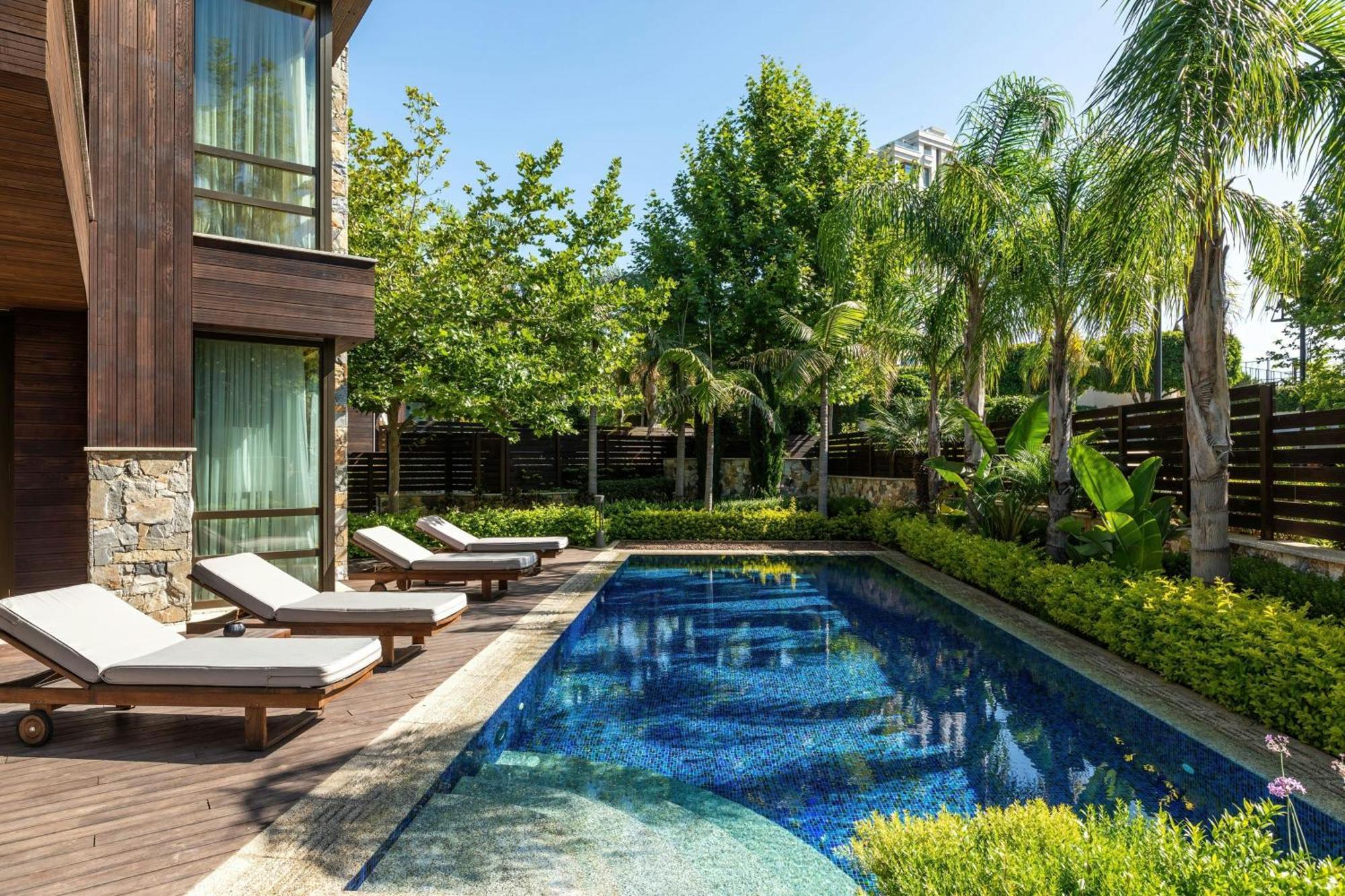 3 Bedroom Park Villa with Private Pool, Garden view