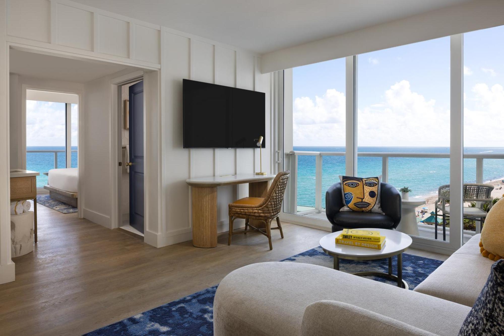 Oceanfront One Bedroom Suite Balcony-Newly Renovated,1774444570:JPEG