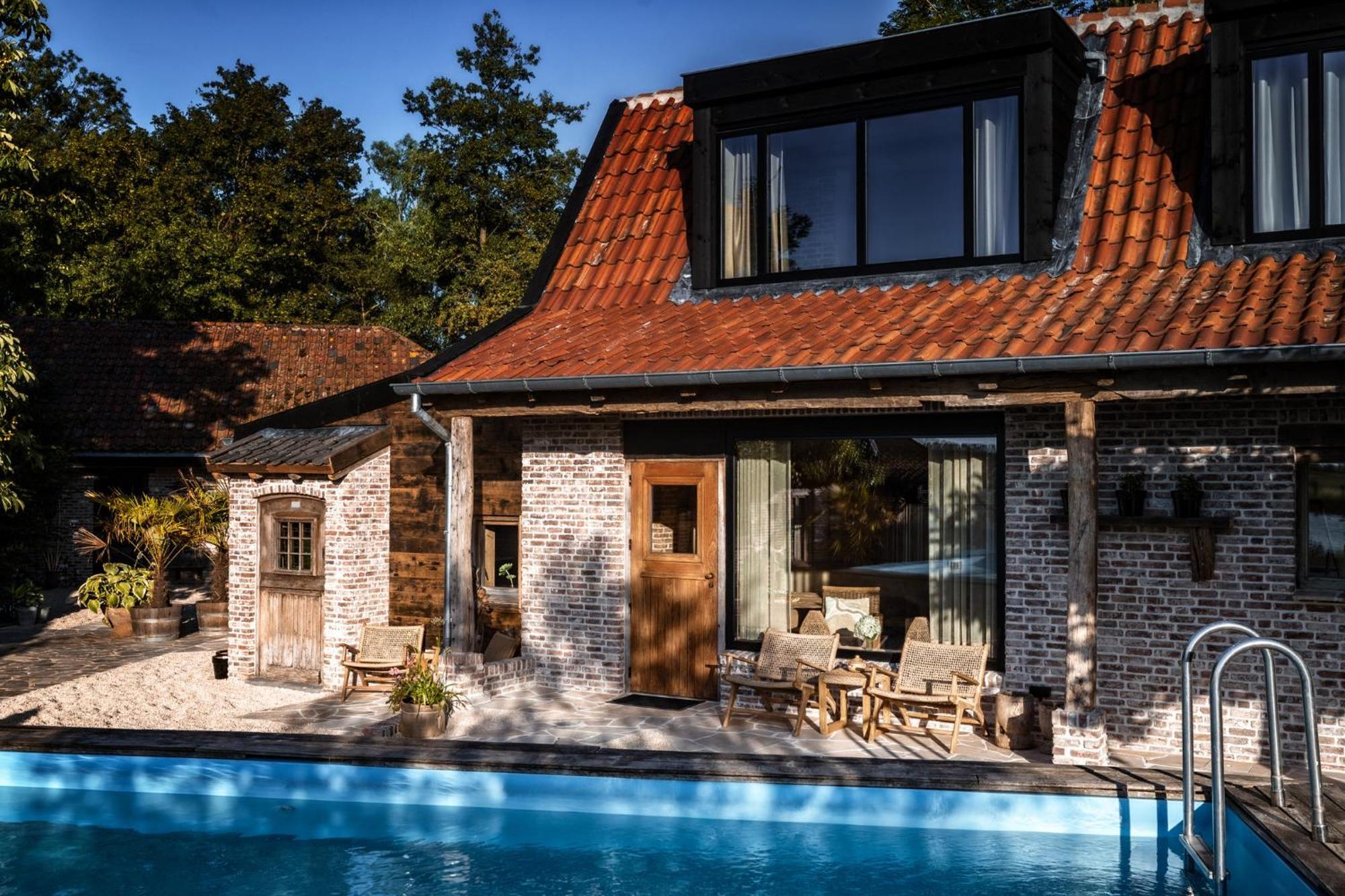 Polder Suite