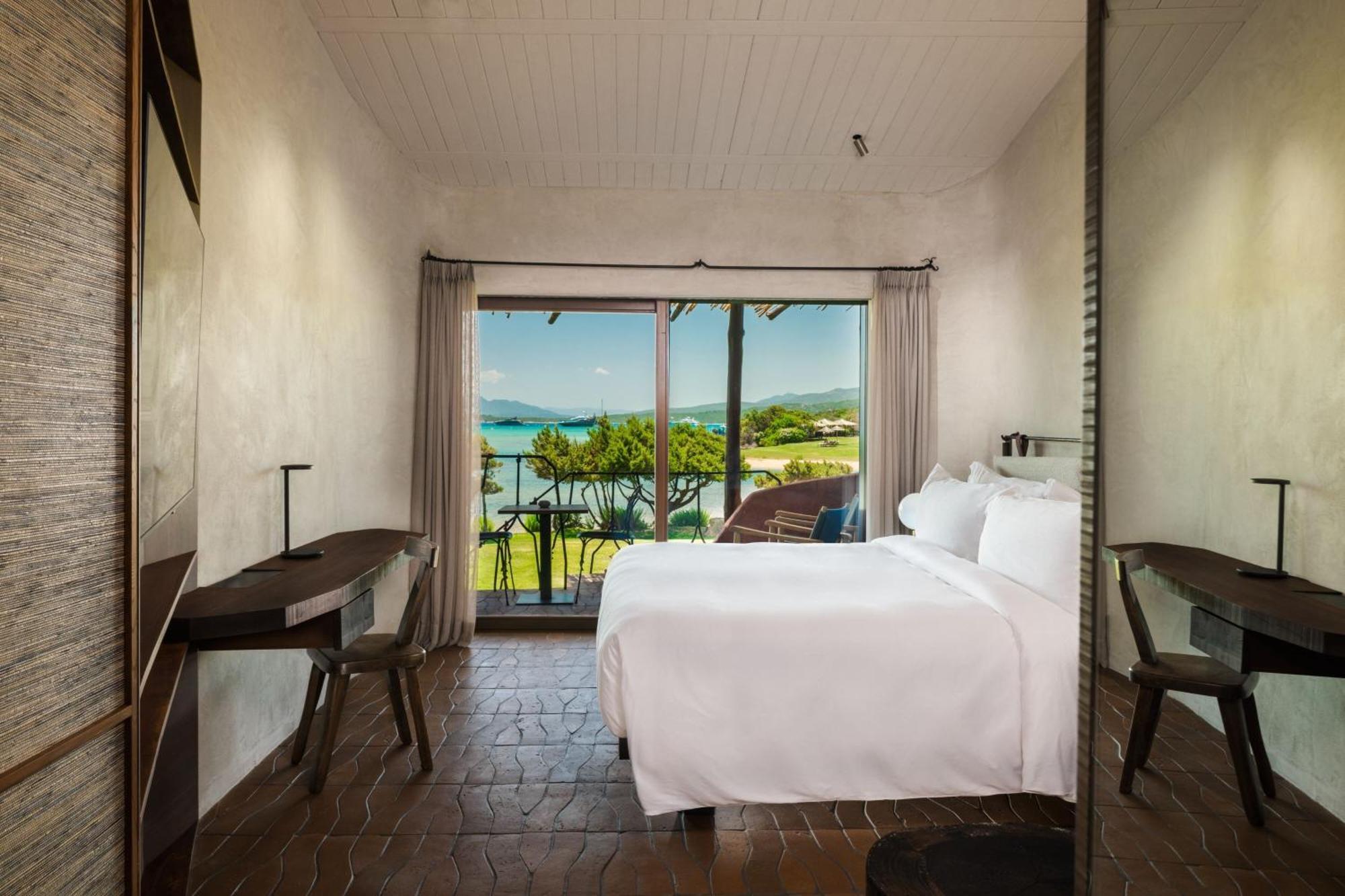 Design Premium Room king bed sea view terrace original wing,1617843334:JPEG