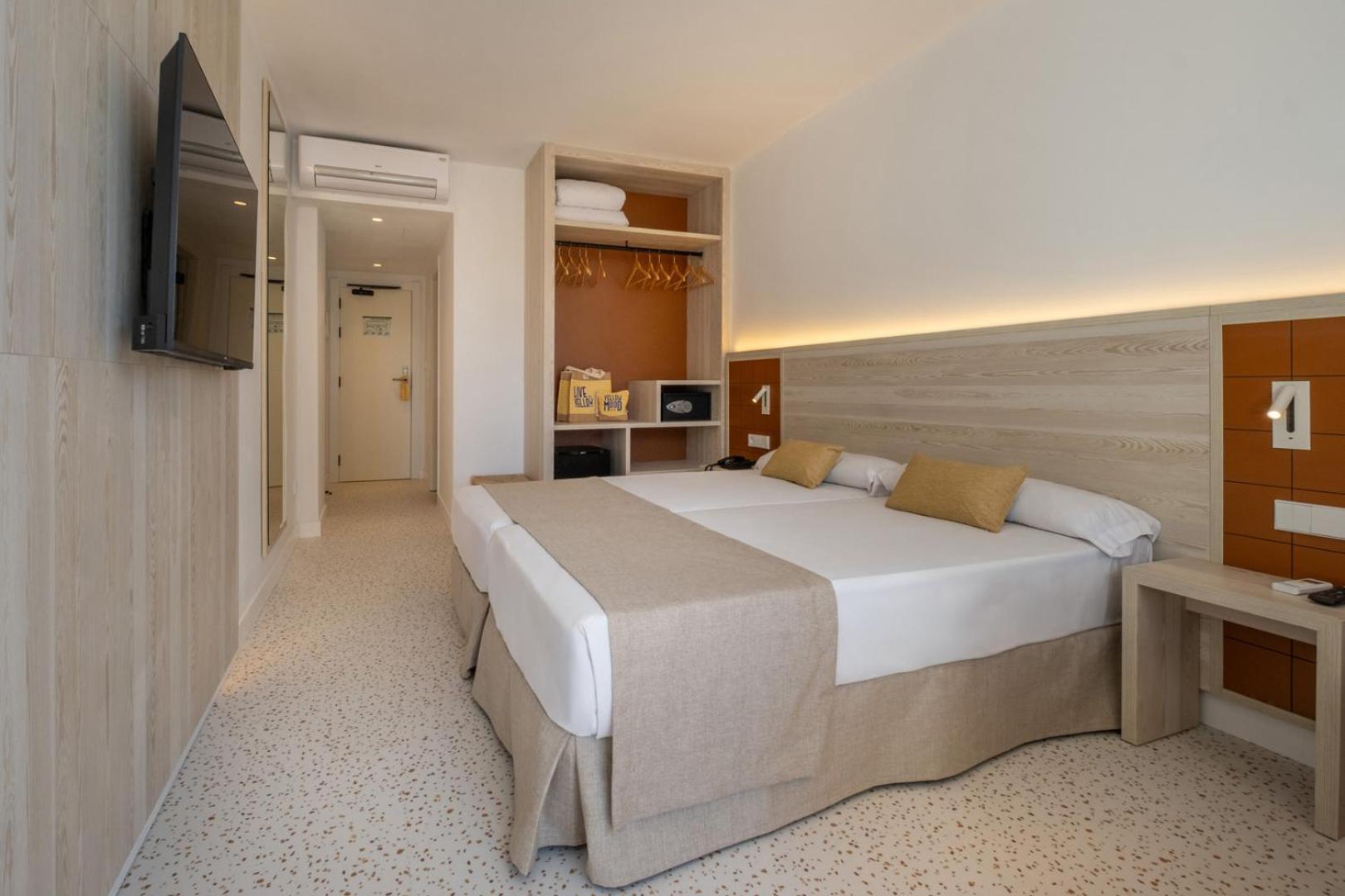 Twin Room Sea View