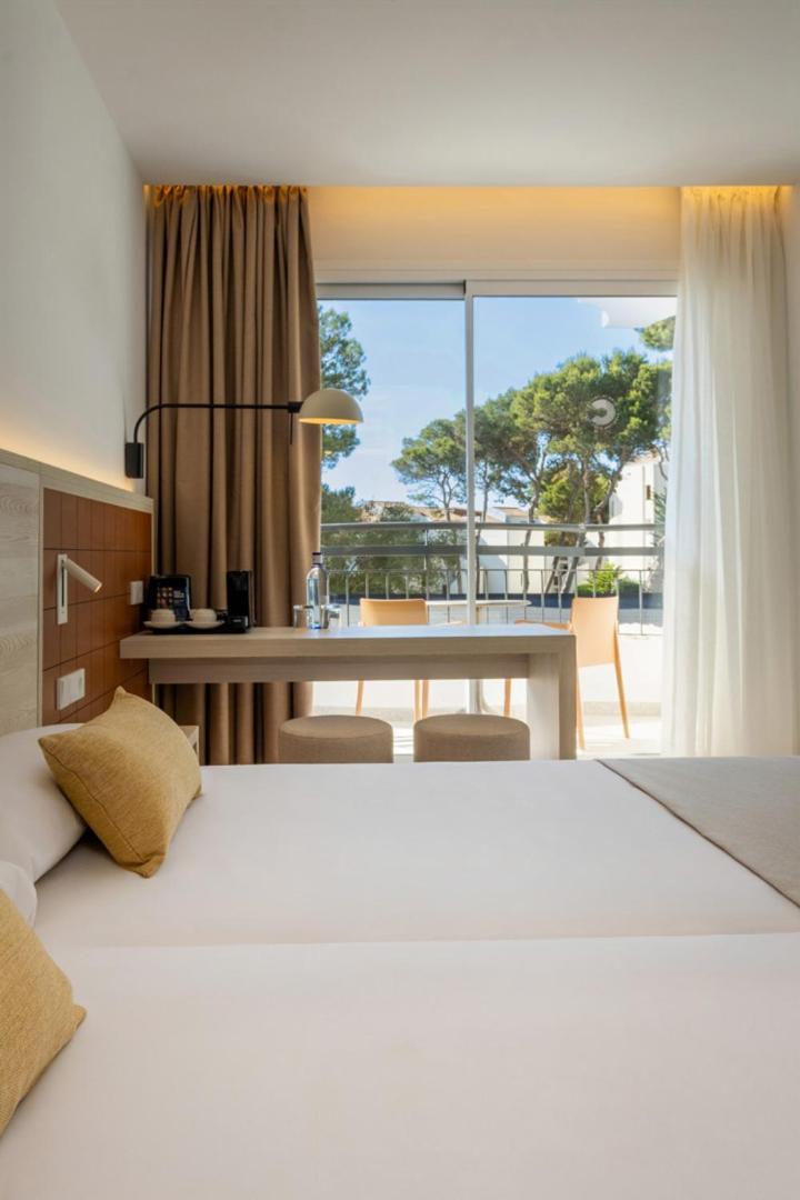Twin Room Sea View