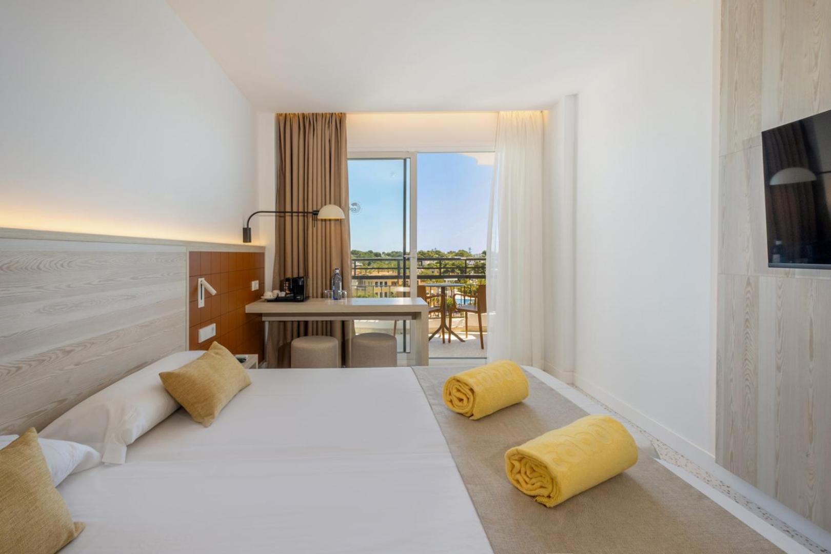 Superior Twin Room Sea View