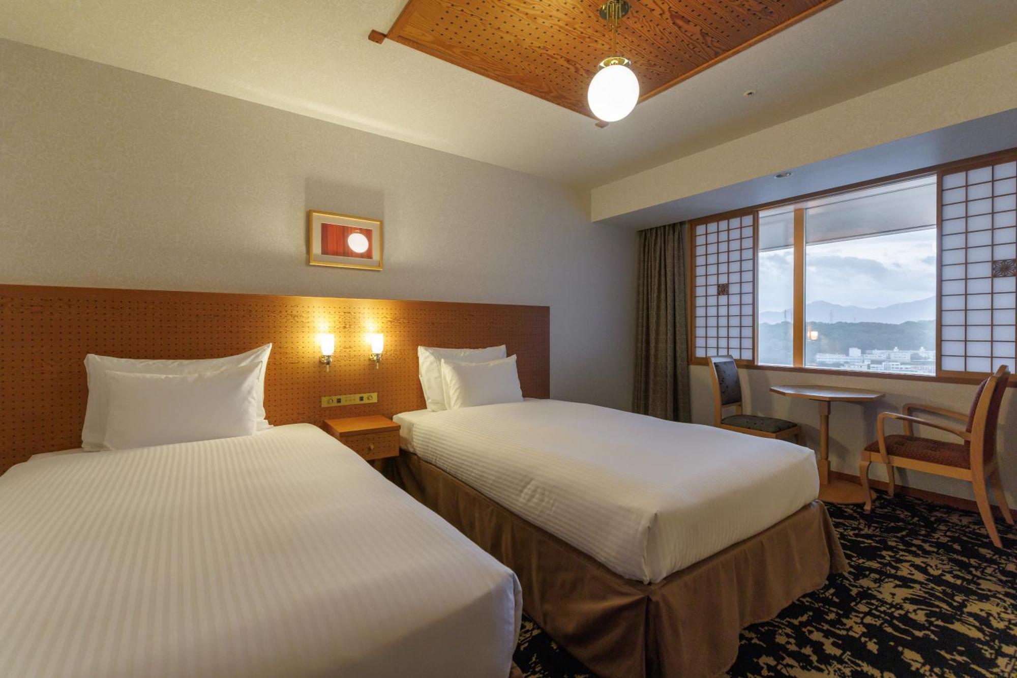 Deluxe Twin Room - Non-Smoking
