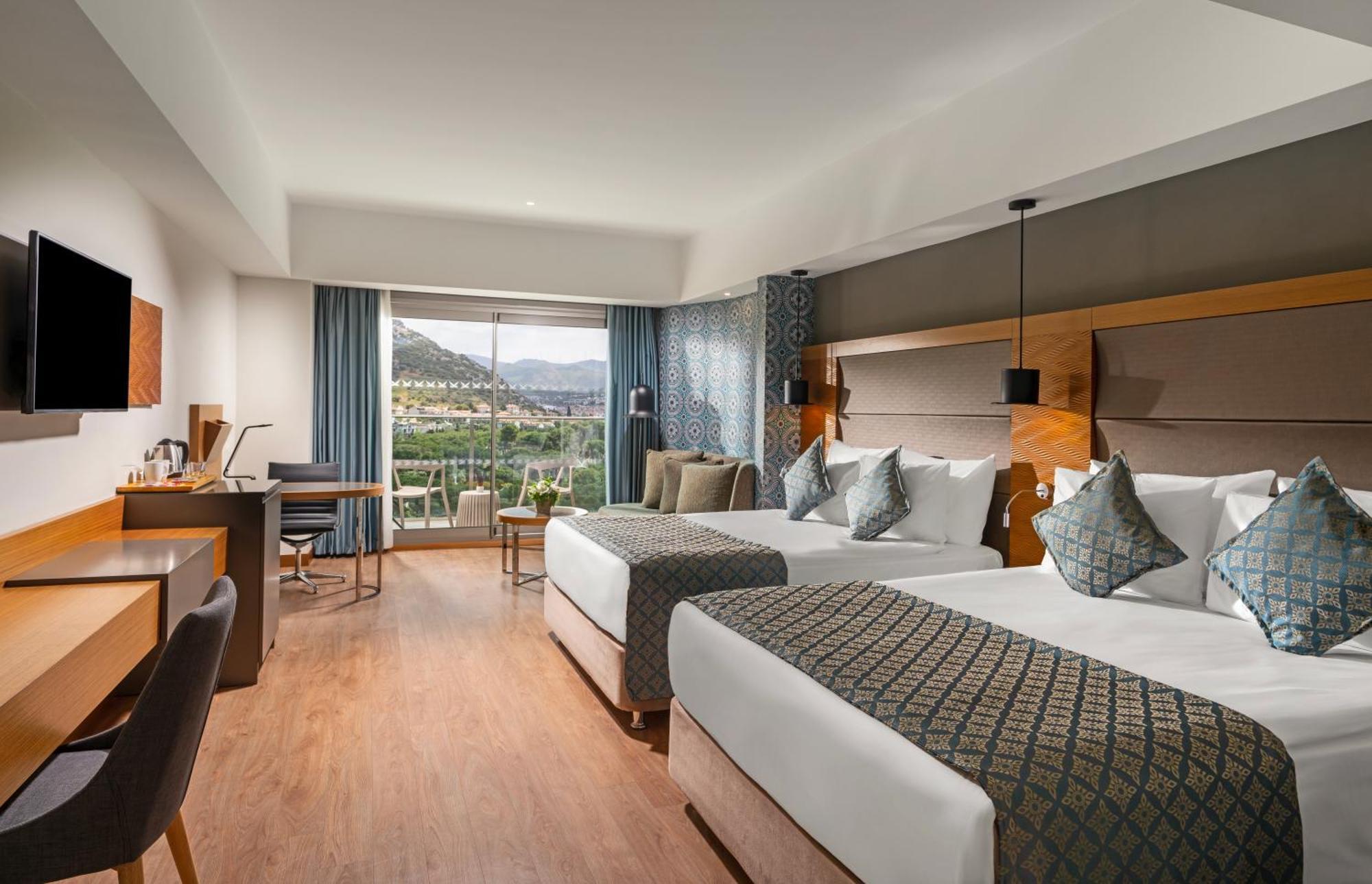 Deluxe Double or Twin Room Balcony