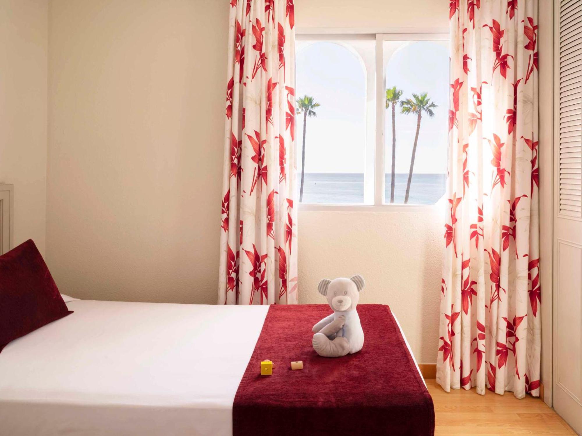 Appartamento con 2 Camere da Letto e Vista Mare Frontale (2 Adulti)