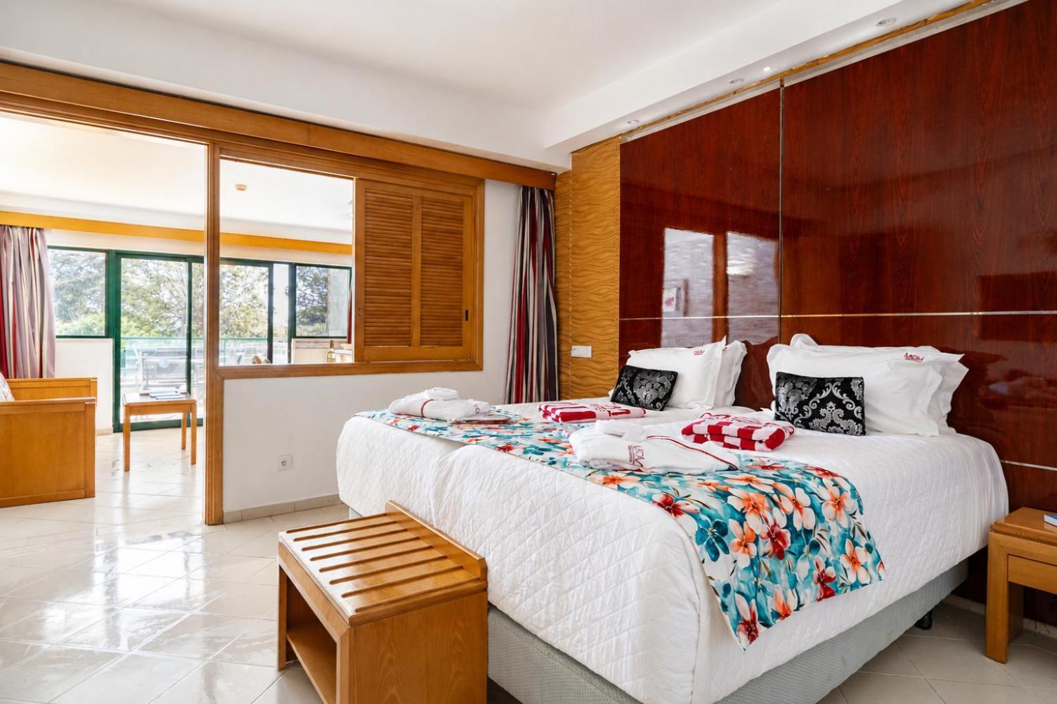 One-Bedroom Junior Standard