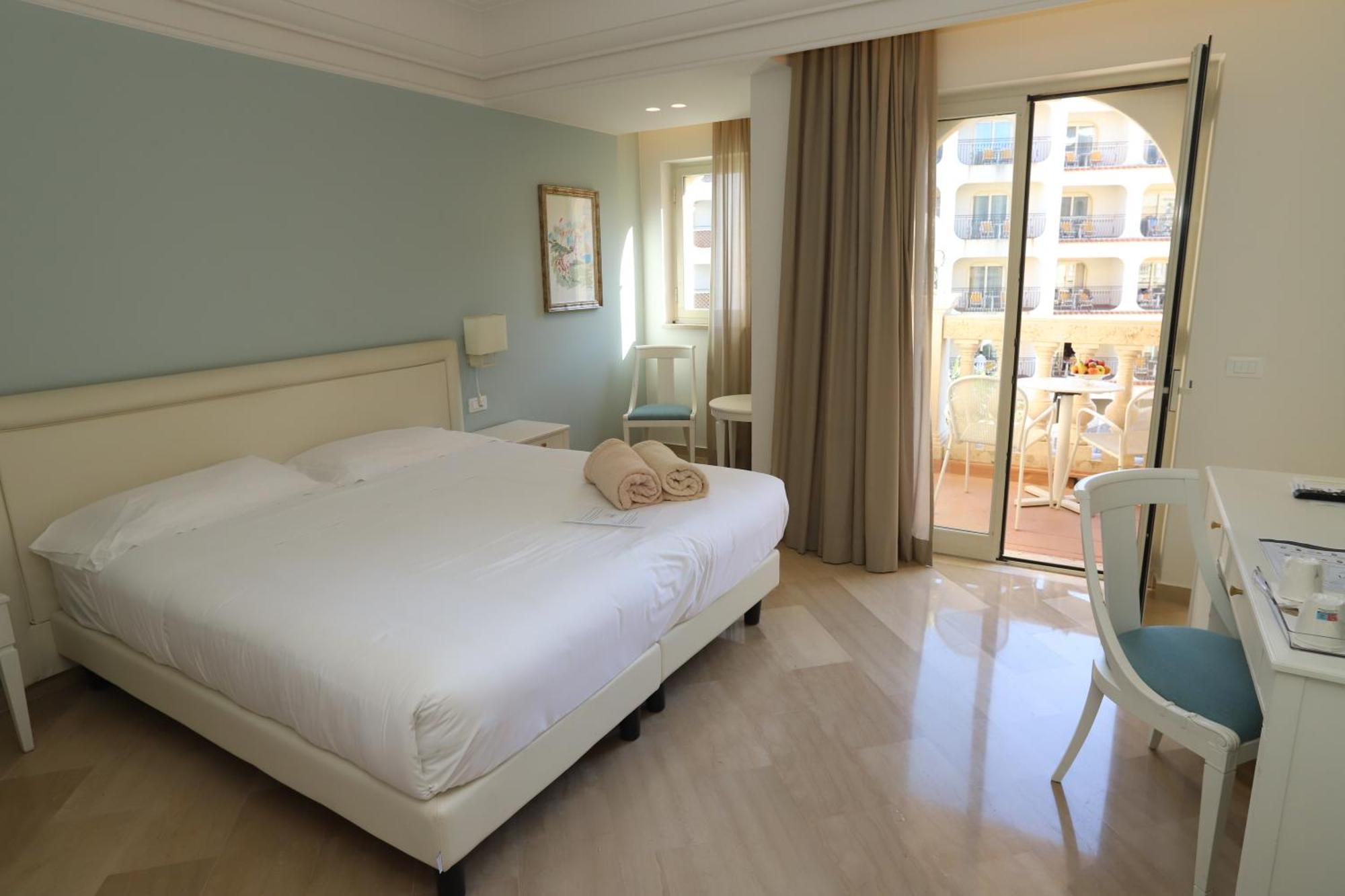 Superior Double or Twin Room City View