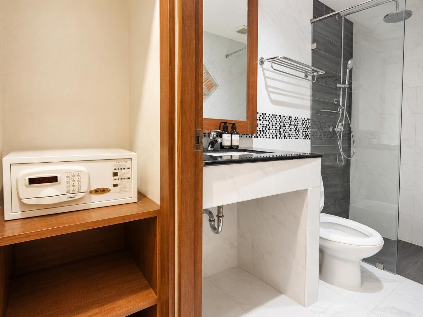 Standard Doppelzimmer (ohne Fenster)