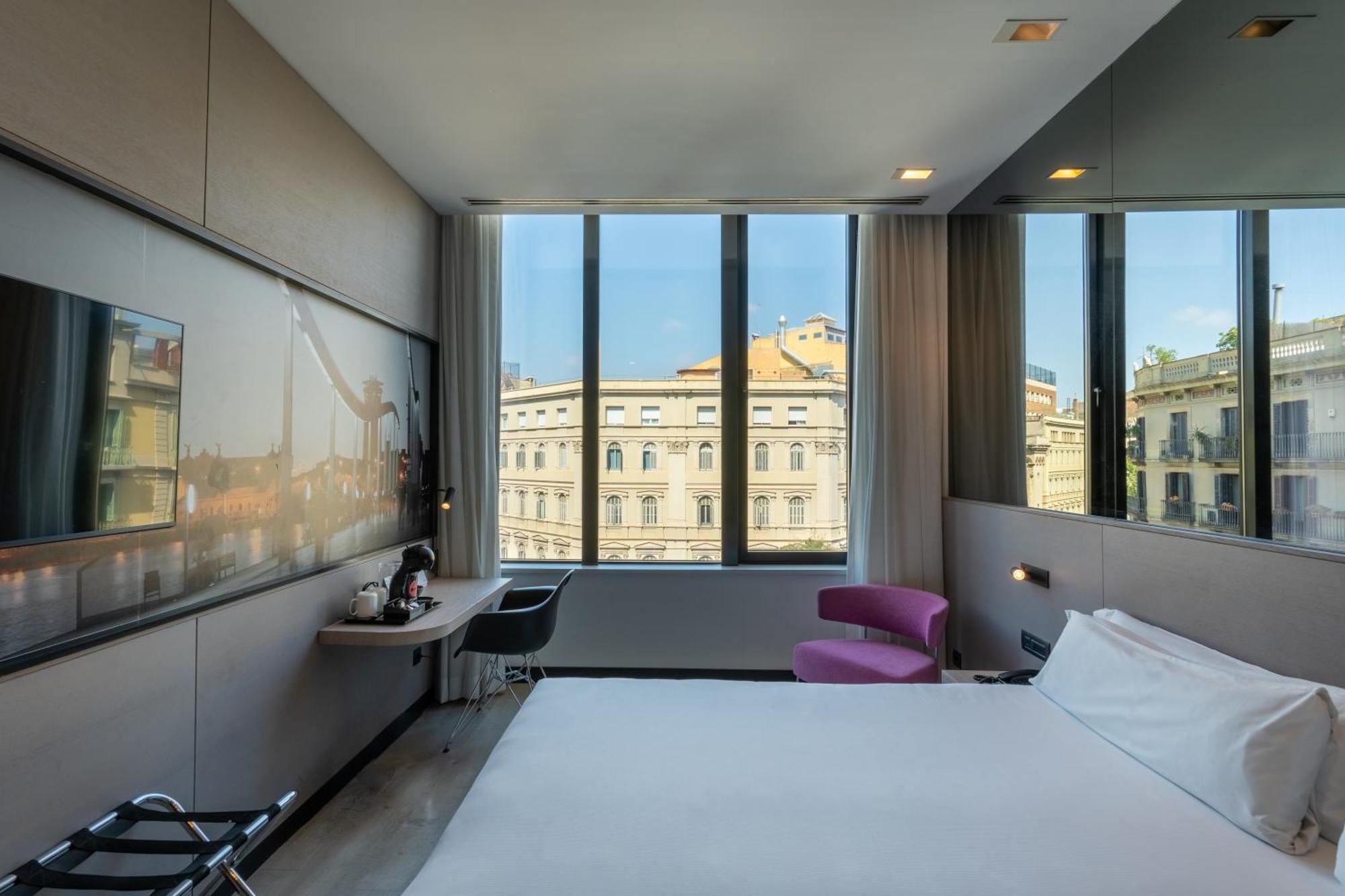 Superior Double or Twin Room City View
