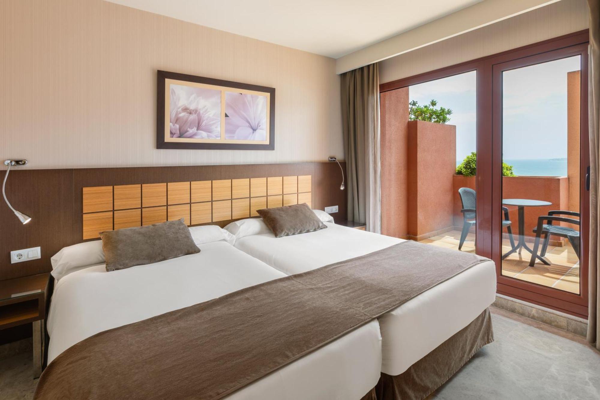 Junior Suite Front Sea View