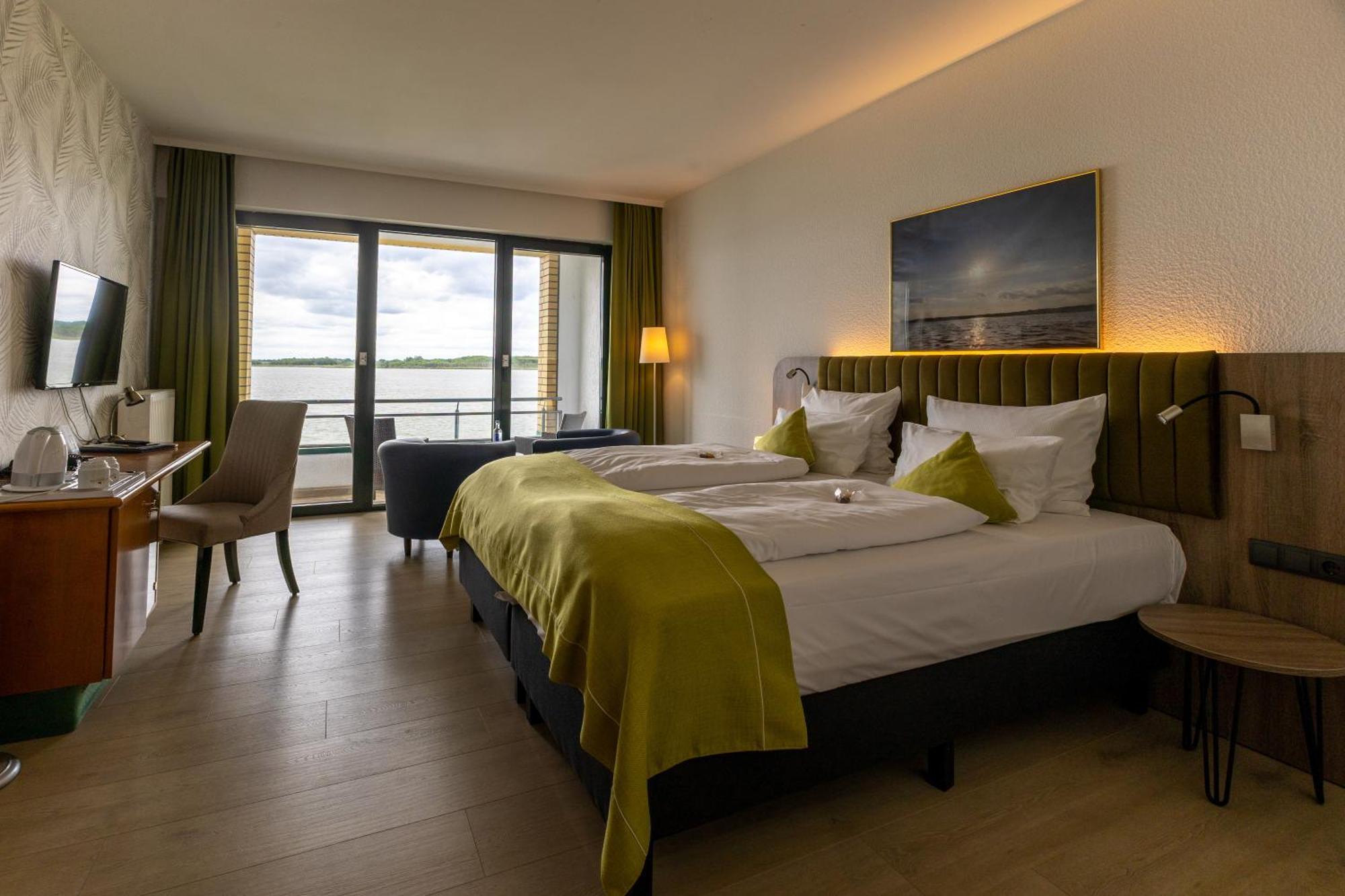 Classic Double Room with Balcony