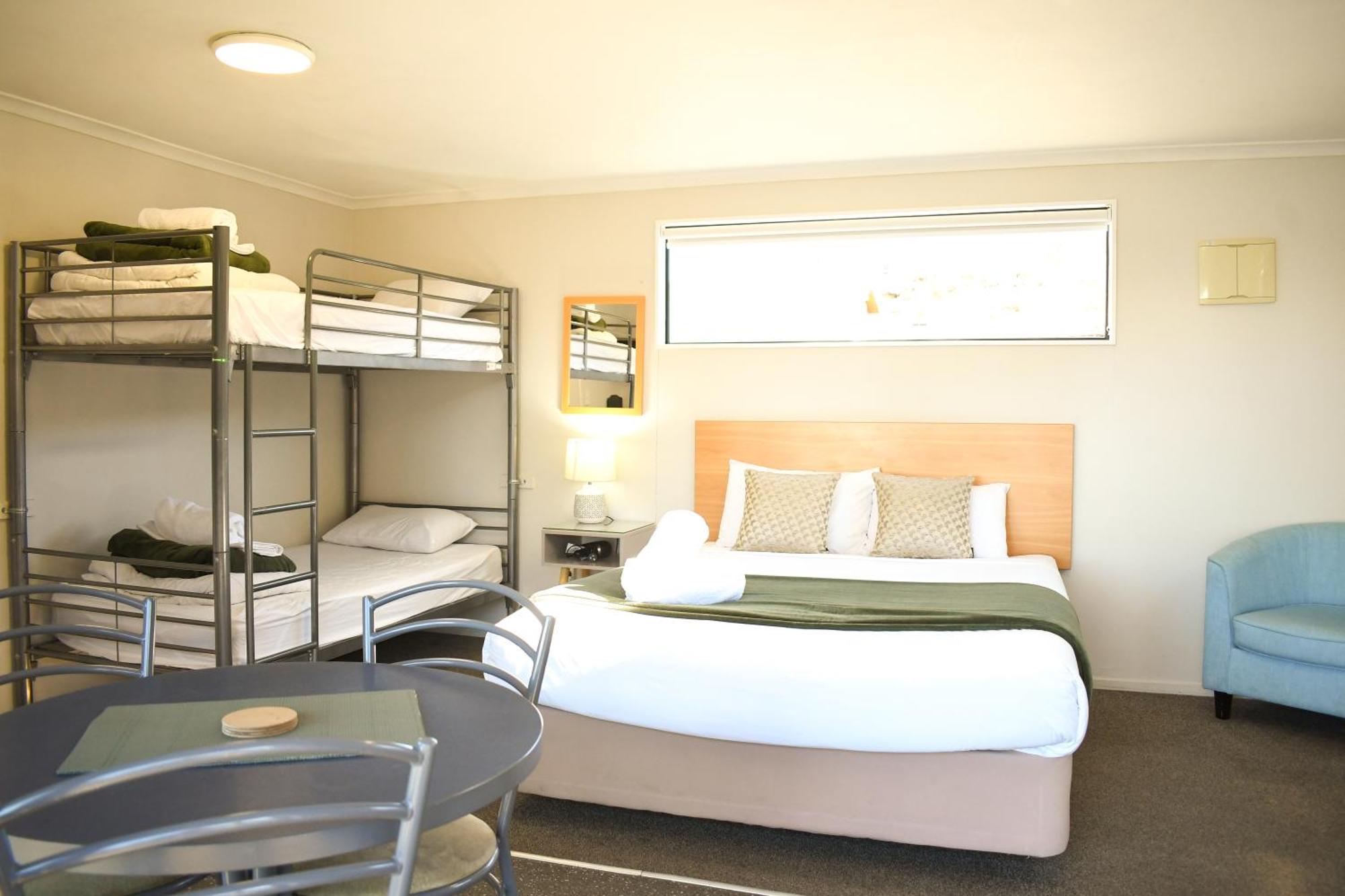 Large Ensuite Cabin