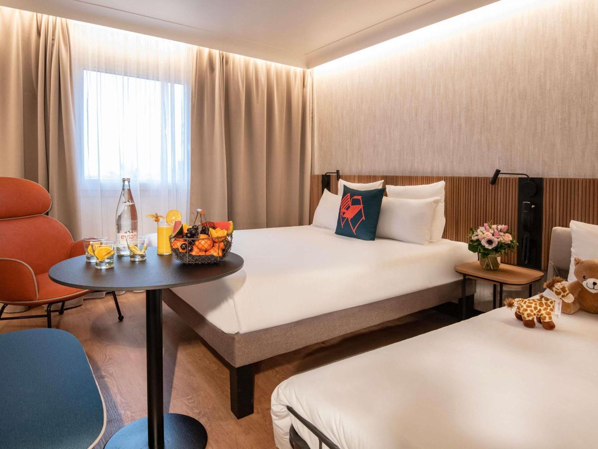 Superior Kamer met Queensize Bed en Bank