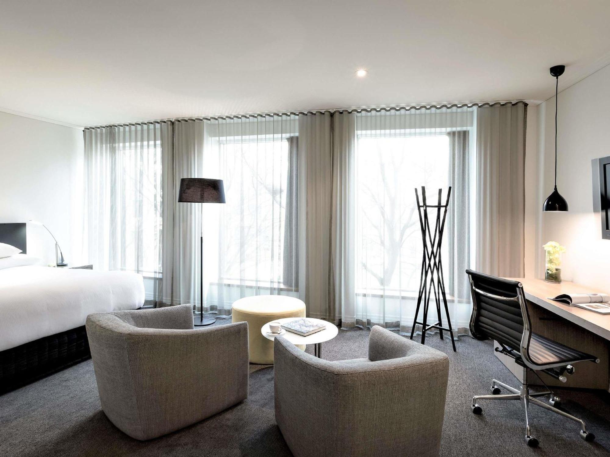 Deluxe King Room Spa Bath