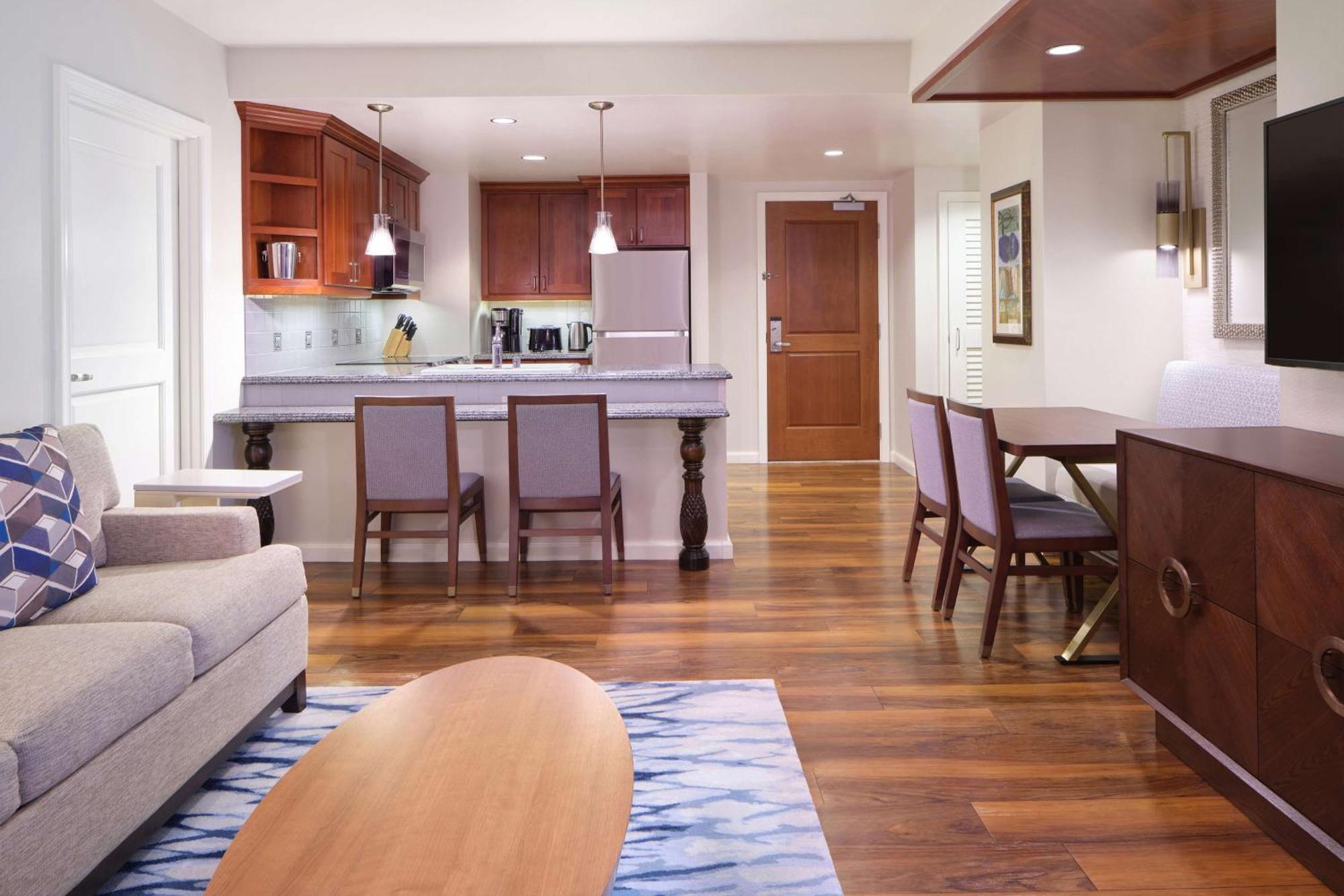 Two-Bedroom Suite Ocean View