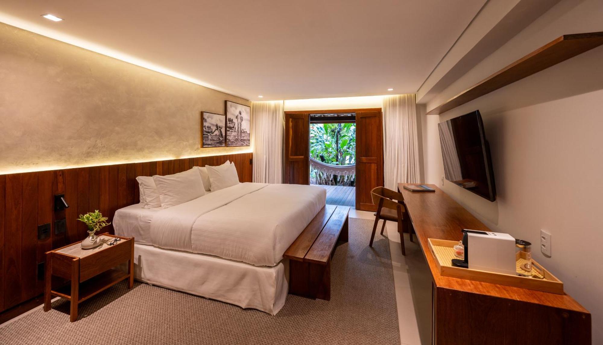 Deluxe King Room