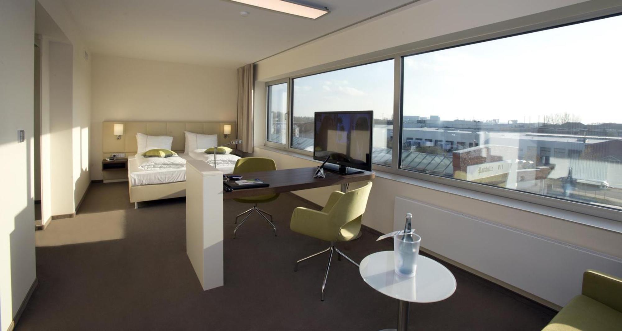 Suite Two Single Beds Sofa Bed