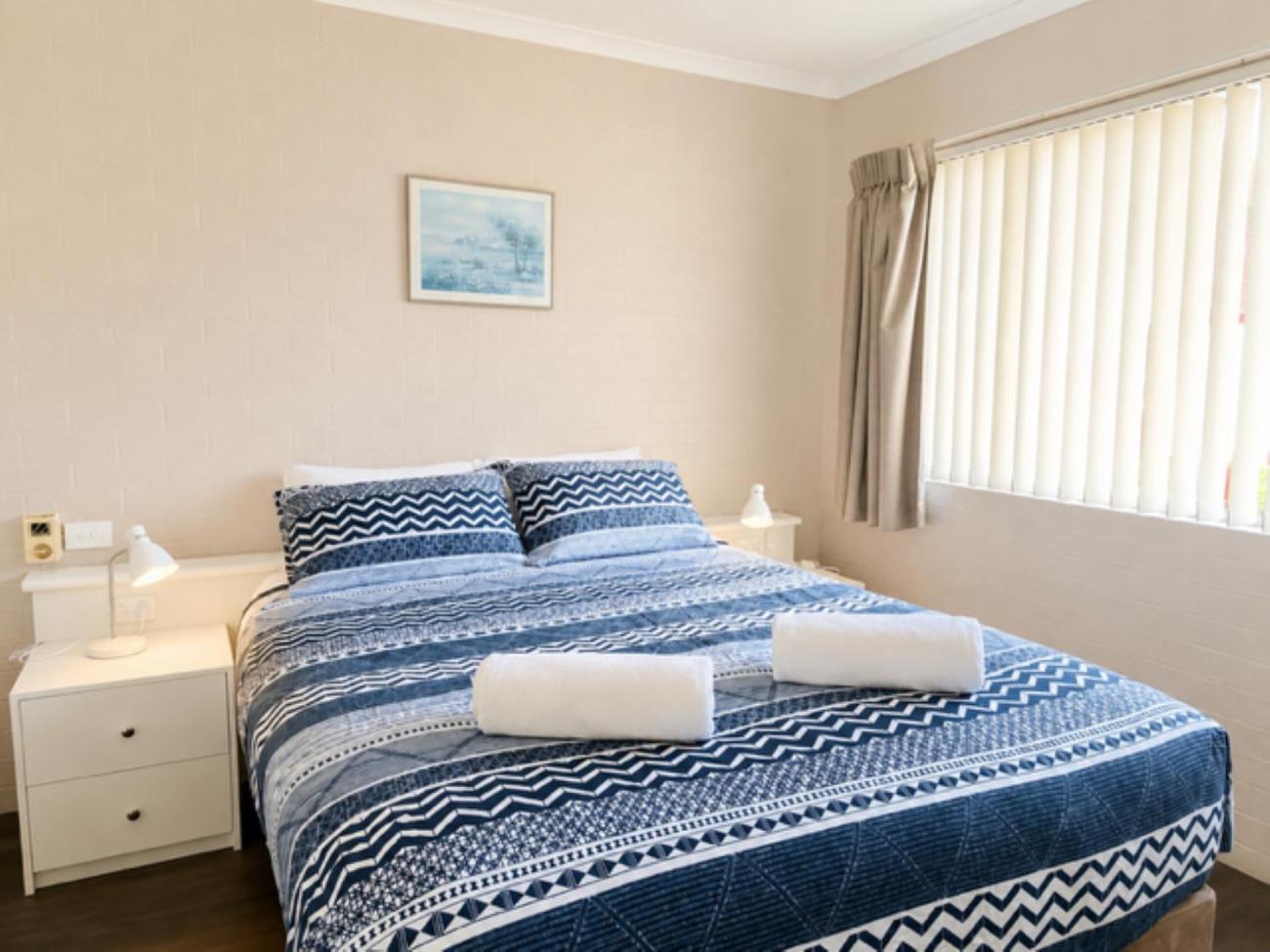 One-Bedroom Apartment with Balcony and Sea View
