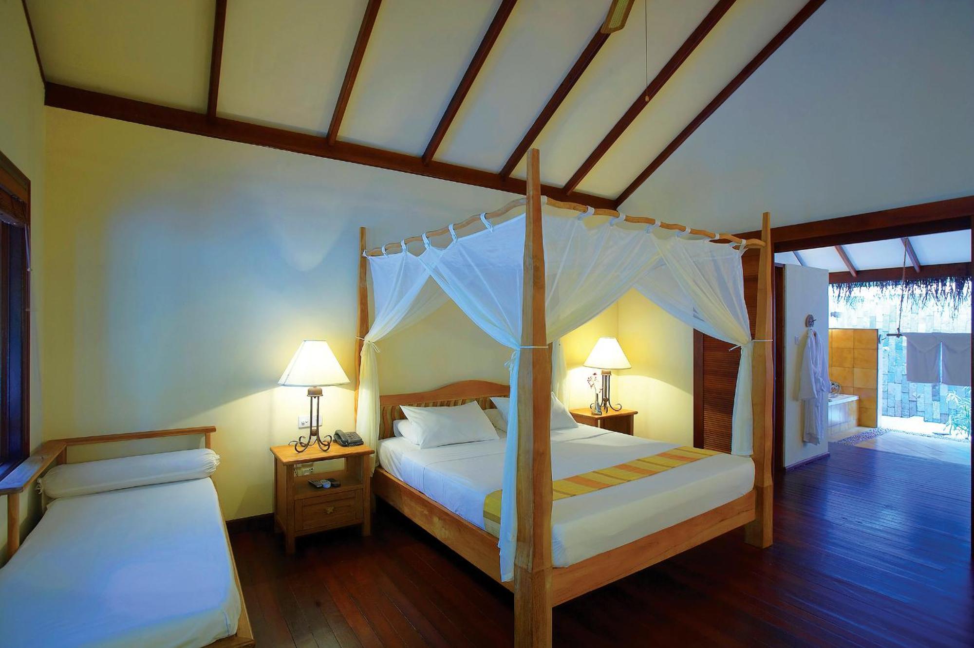 Deluxe Villa Beach View