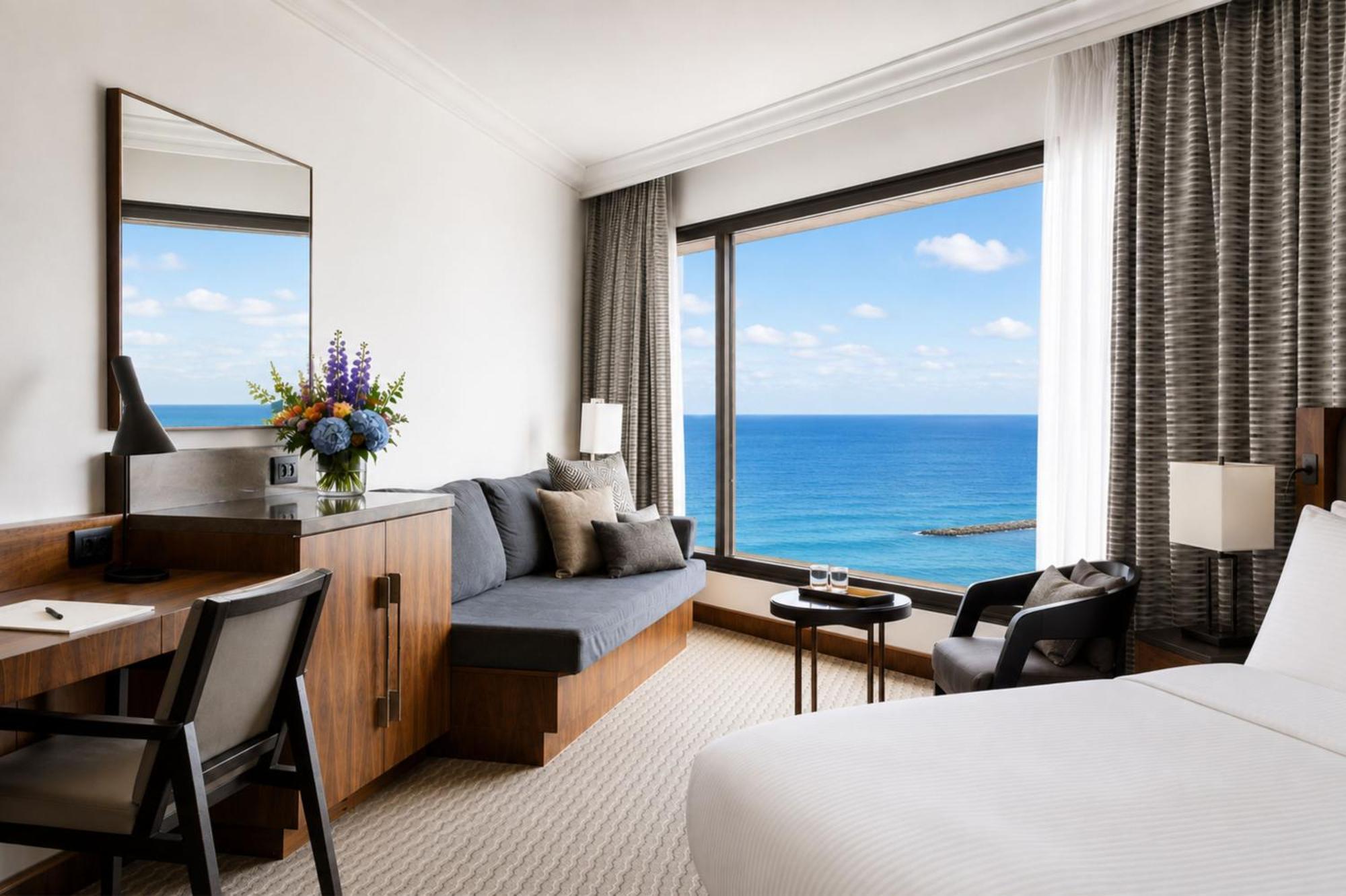 Premium King Room Sea View Club Lounge Access