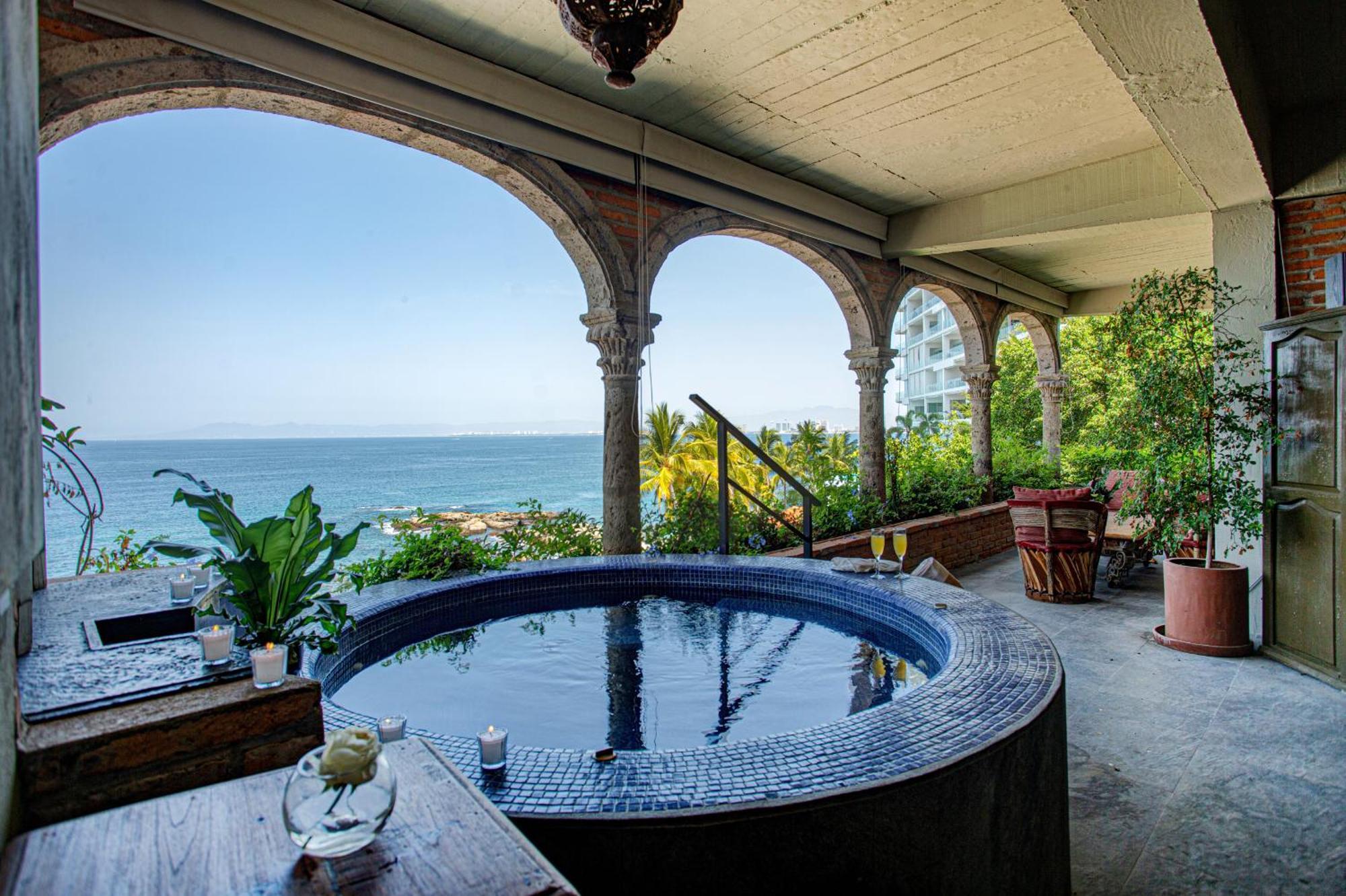 Deluxe Suite Sea View
