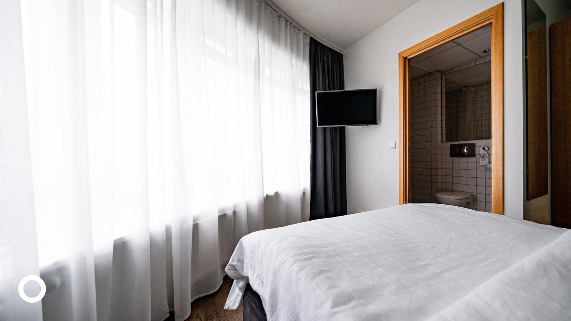 Superior Single Room