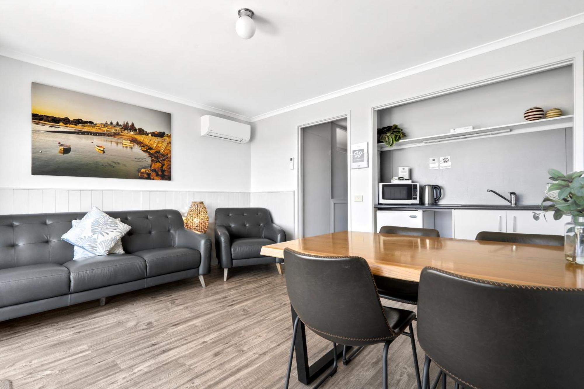 Two-Bedroom Suite Ocean View