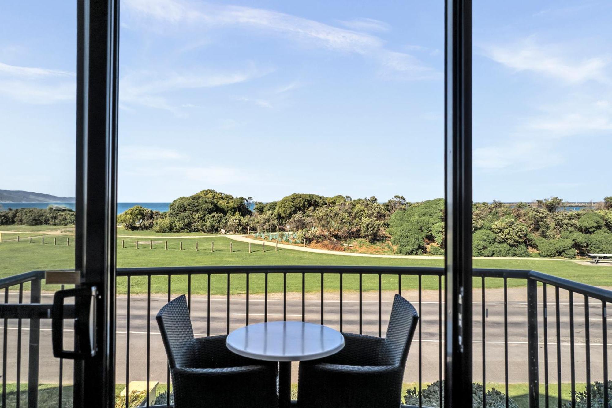 Two-Bedroom Suite Ocean View