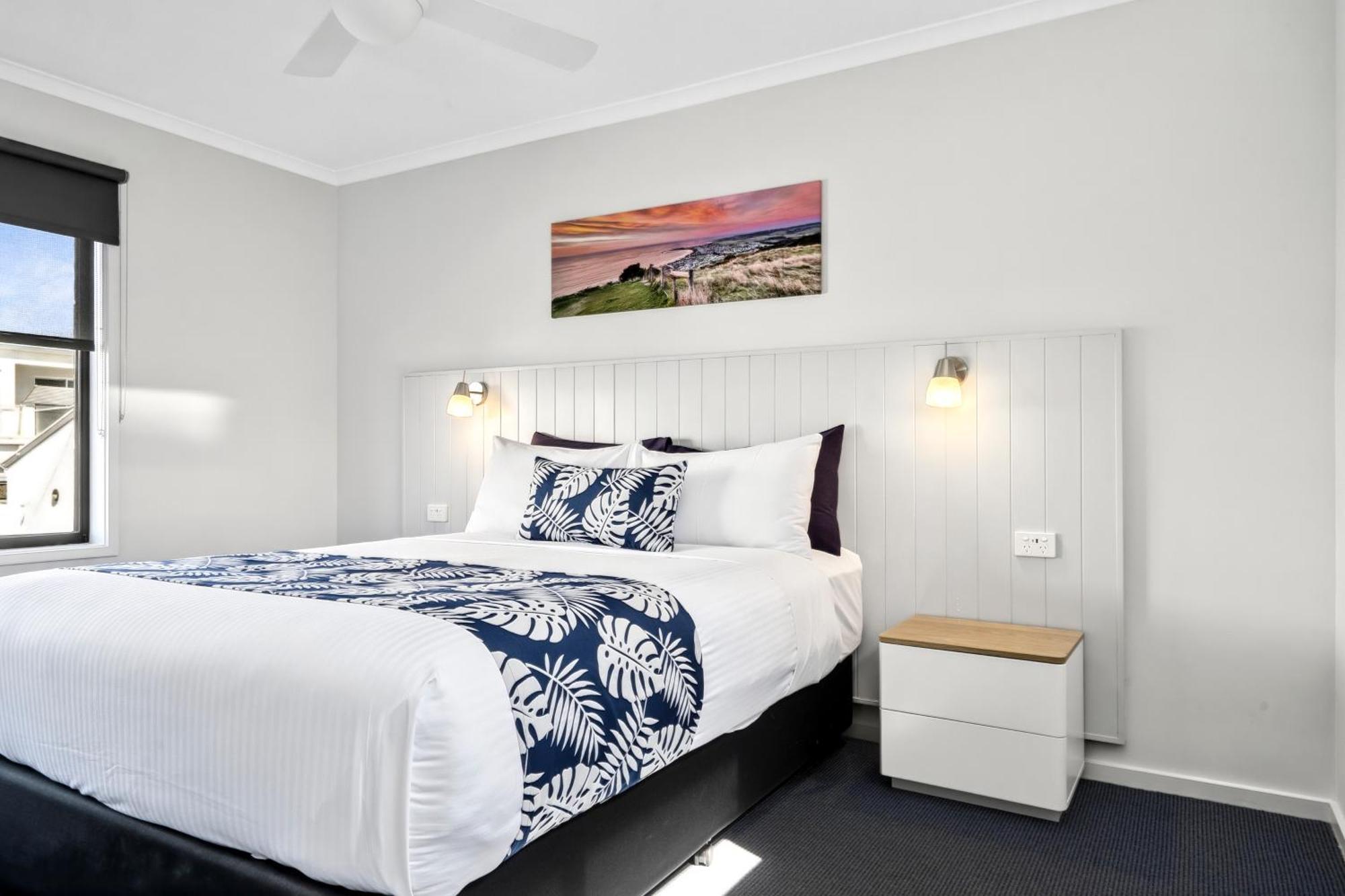 Two-Bedroom Suite Ocean View
