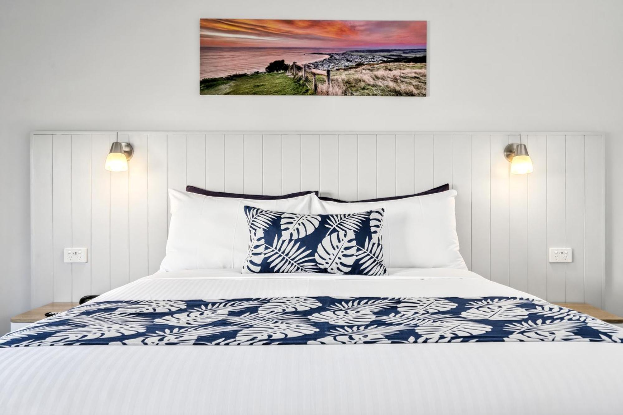Two-Bedroom Suite Ocean View