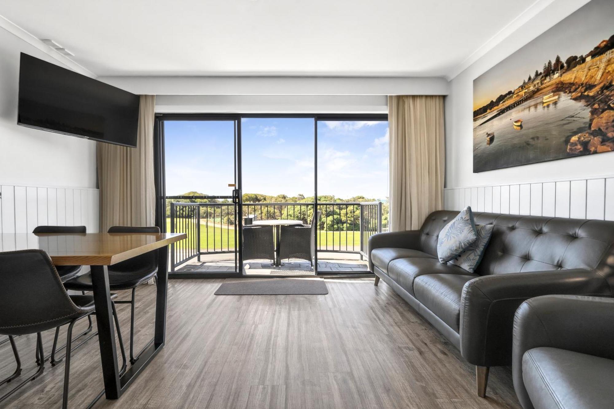 Two-Bedroom Suite Ocean View
