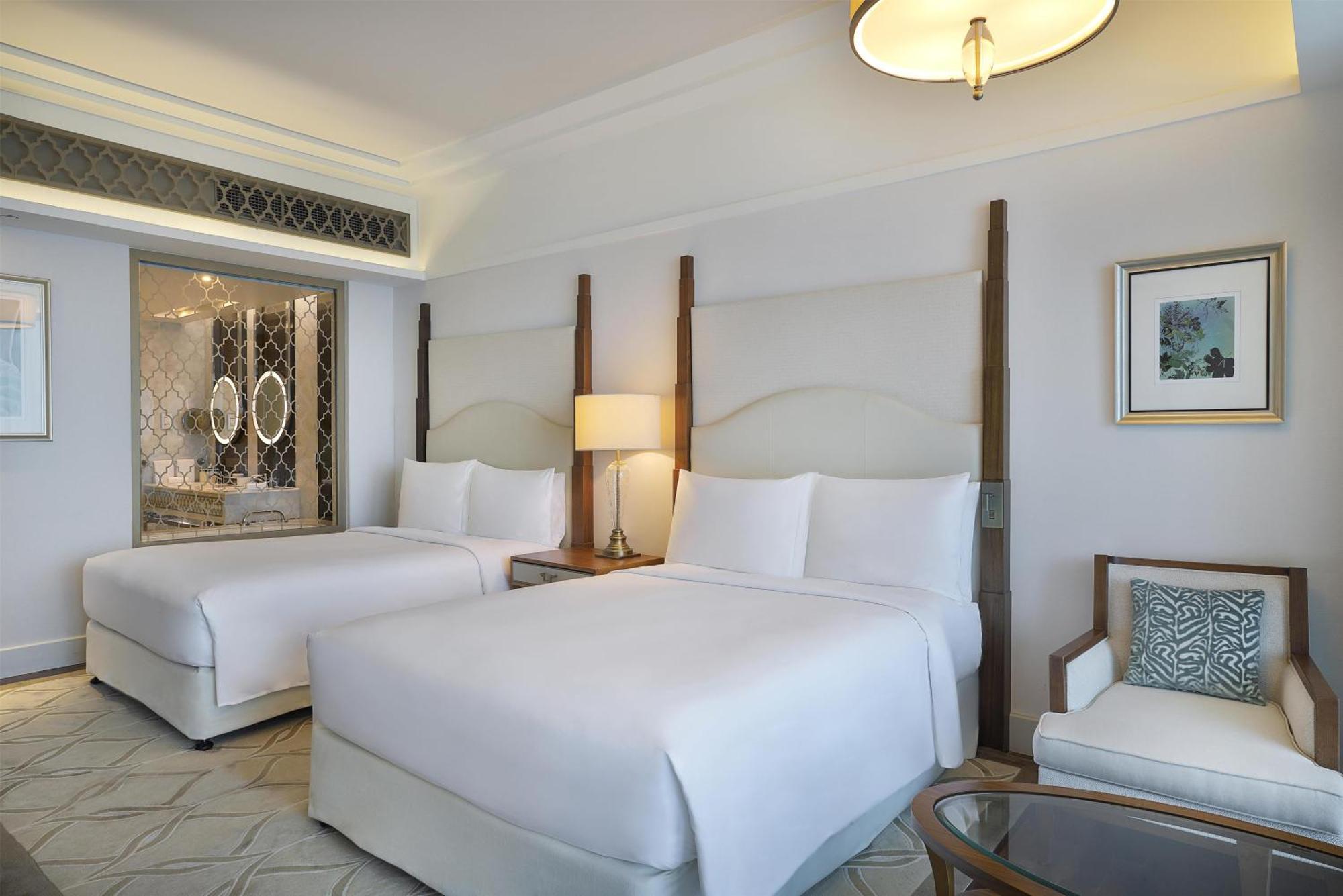 Deluxe Queen Room Two Queen Beds Skyline Sea View