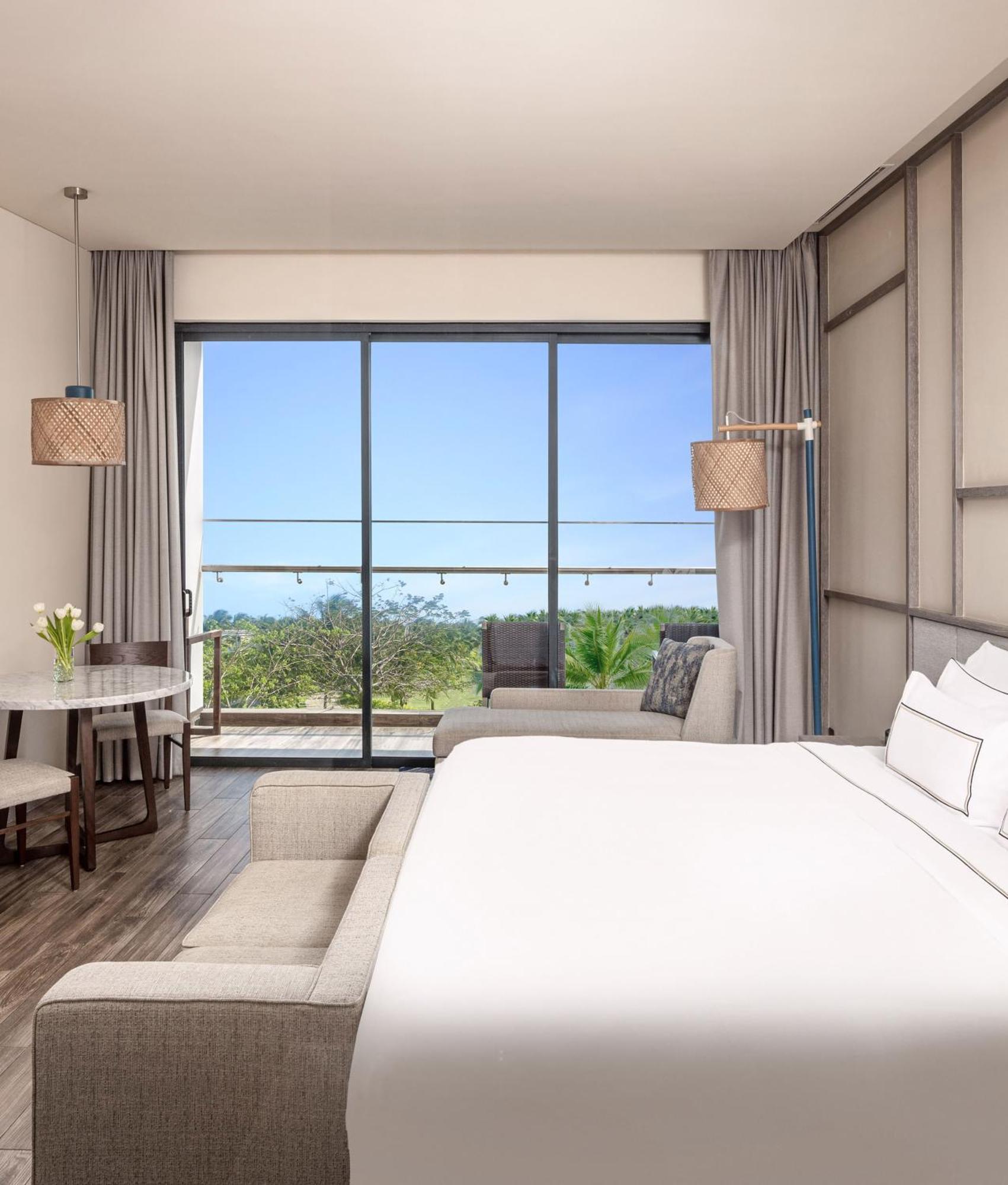 Deluxe Double or Twin Room Balcony Garden View