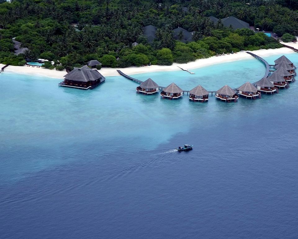 Water Villa Jacuzzi – Personal Butler Service 