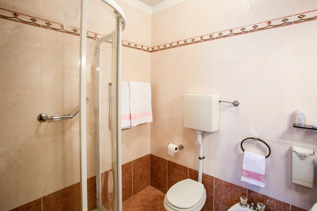 Triple Room with Balcony