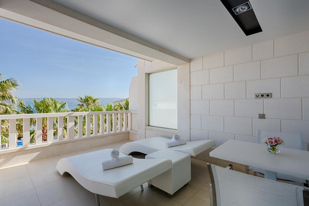 Premium Suite mit Terrasse, Meerblick und Kingsize-Bett