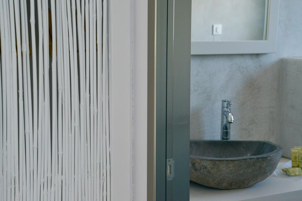 Suite Deluxe con vistas frontales al mar y jacuzzi privado