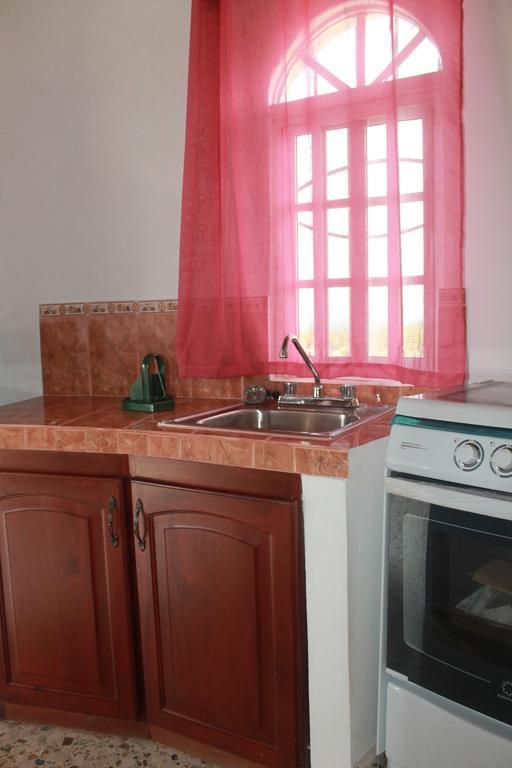 Estudio con vista al océano