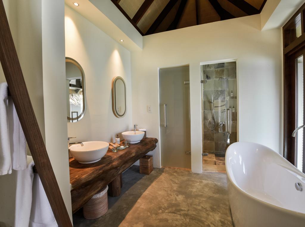 Water Villa on SPA,1254571732:JPEG