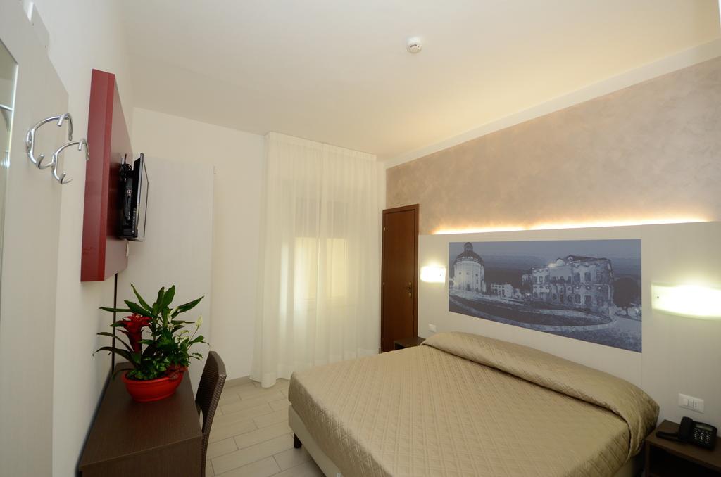 Double or Twin Room Sea View,219557999:JPEG