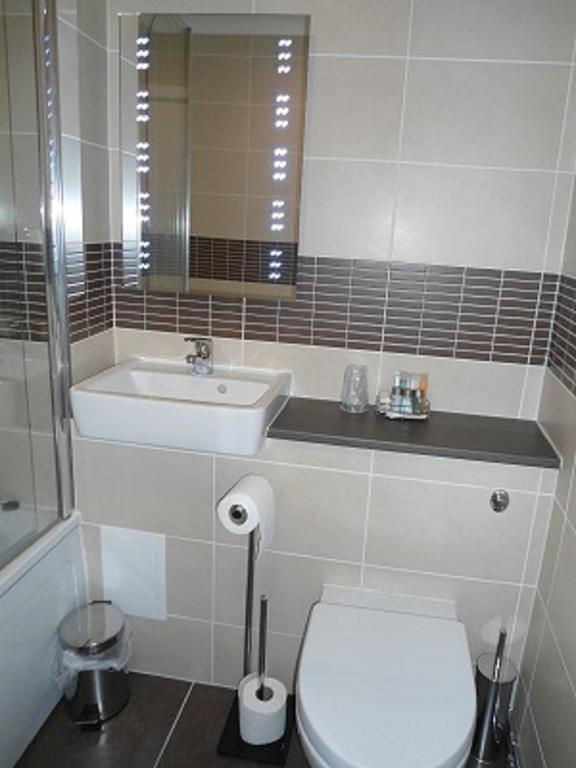 Standard Twin Room,709763377:JPEG