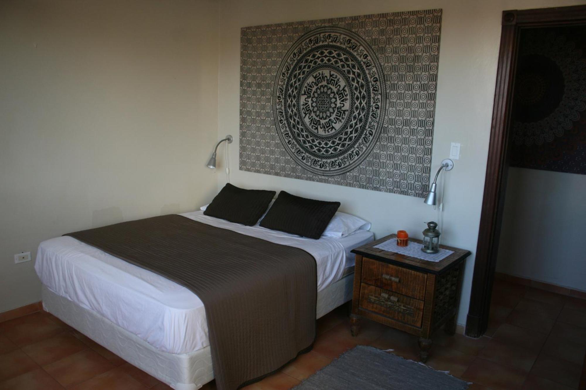 Apartamento de 3 dormitorios con vistas a la piscina.