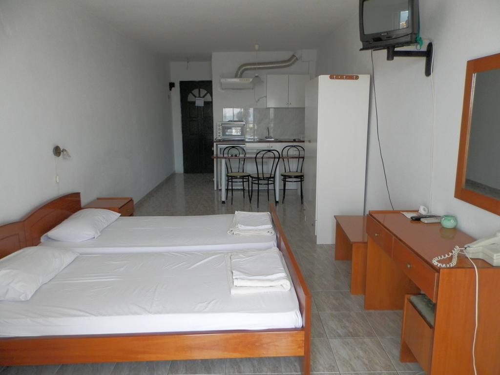 Studio with Sea View