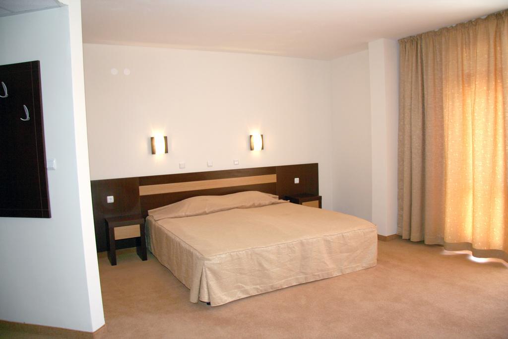 Superior Double Room with Extra Bed - All Inclusive