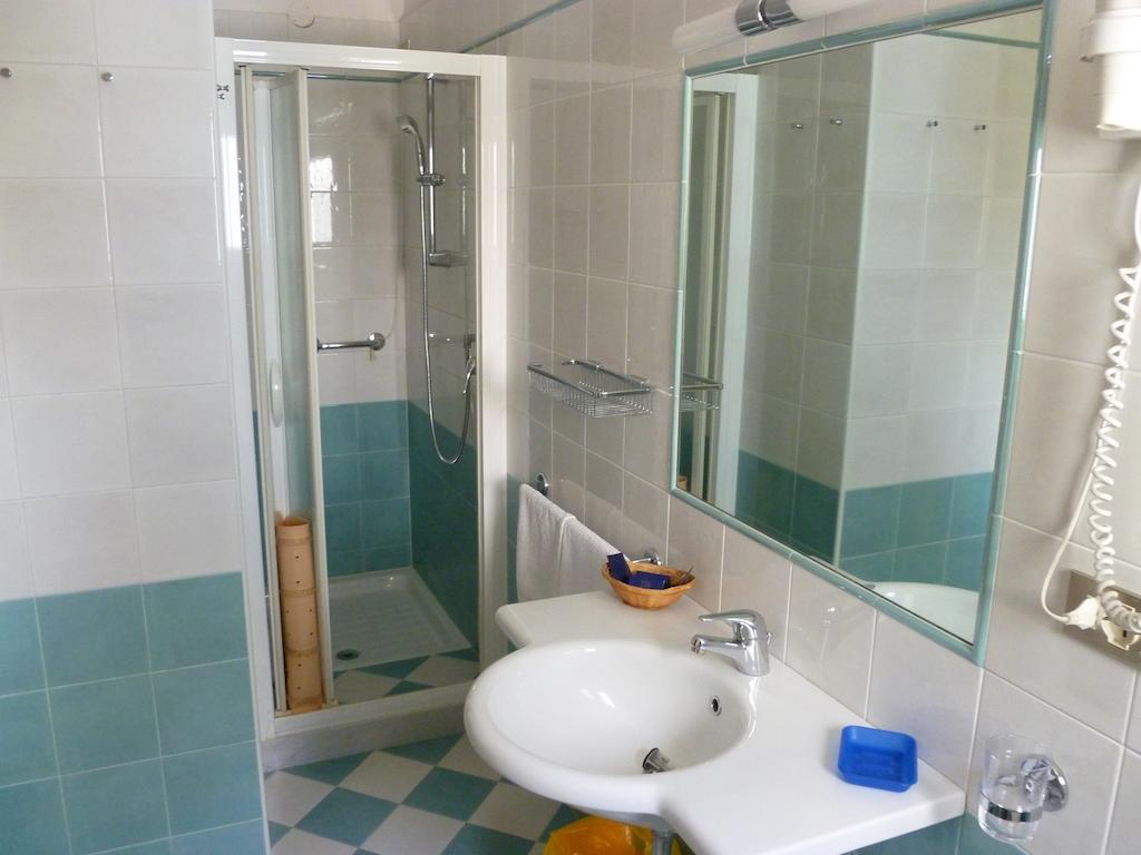 Double or Twin Room Side Sea View,232863175:JPEG