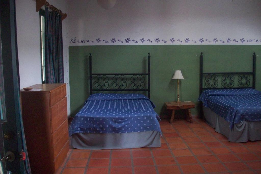 Habitación doble con vistas al jardín G1