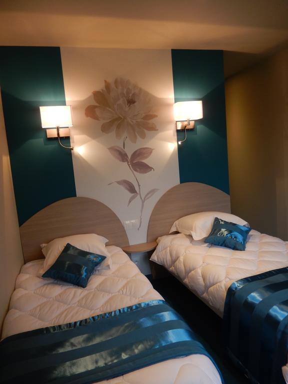 Standard Double or Twin Room,189009068:JPEG